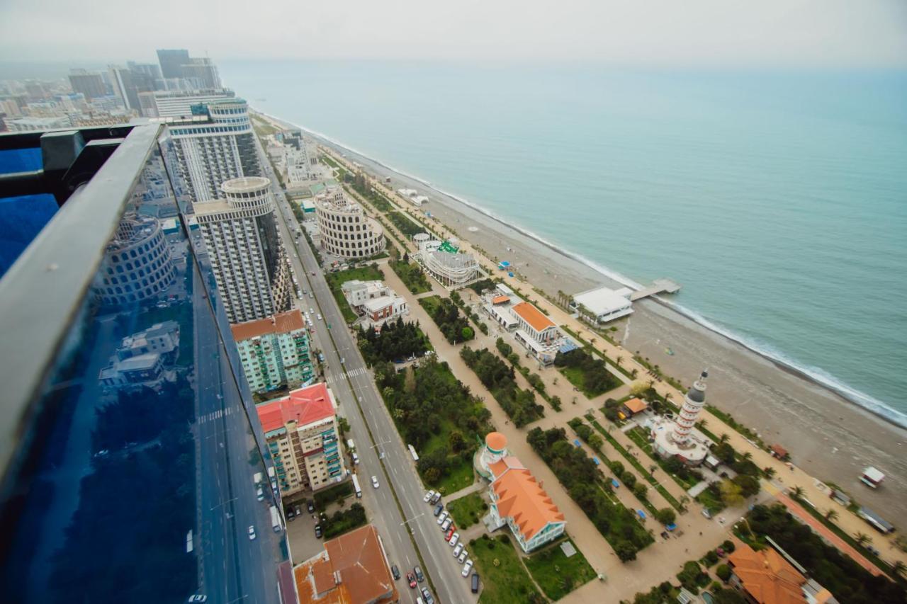 Premium Aparthotel With Sea View Batumi Exteriör bild
