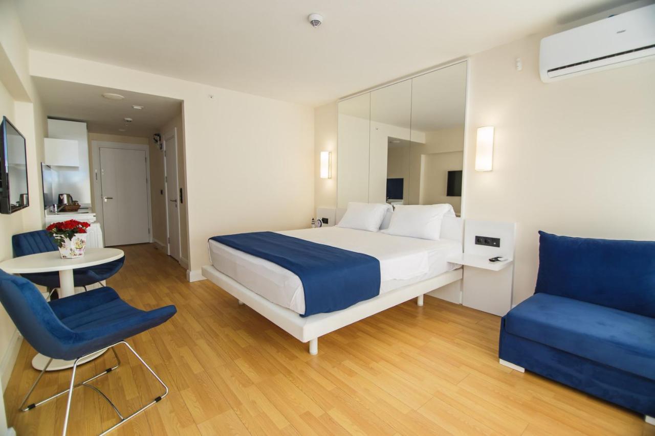 Premium Aparthotel With Sea View Batumi Exteriör bild