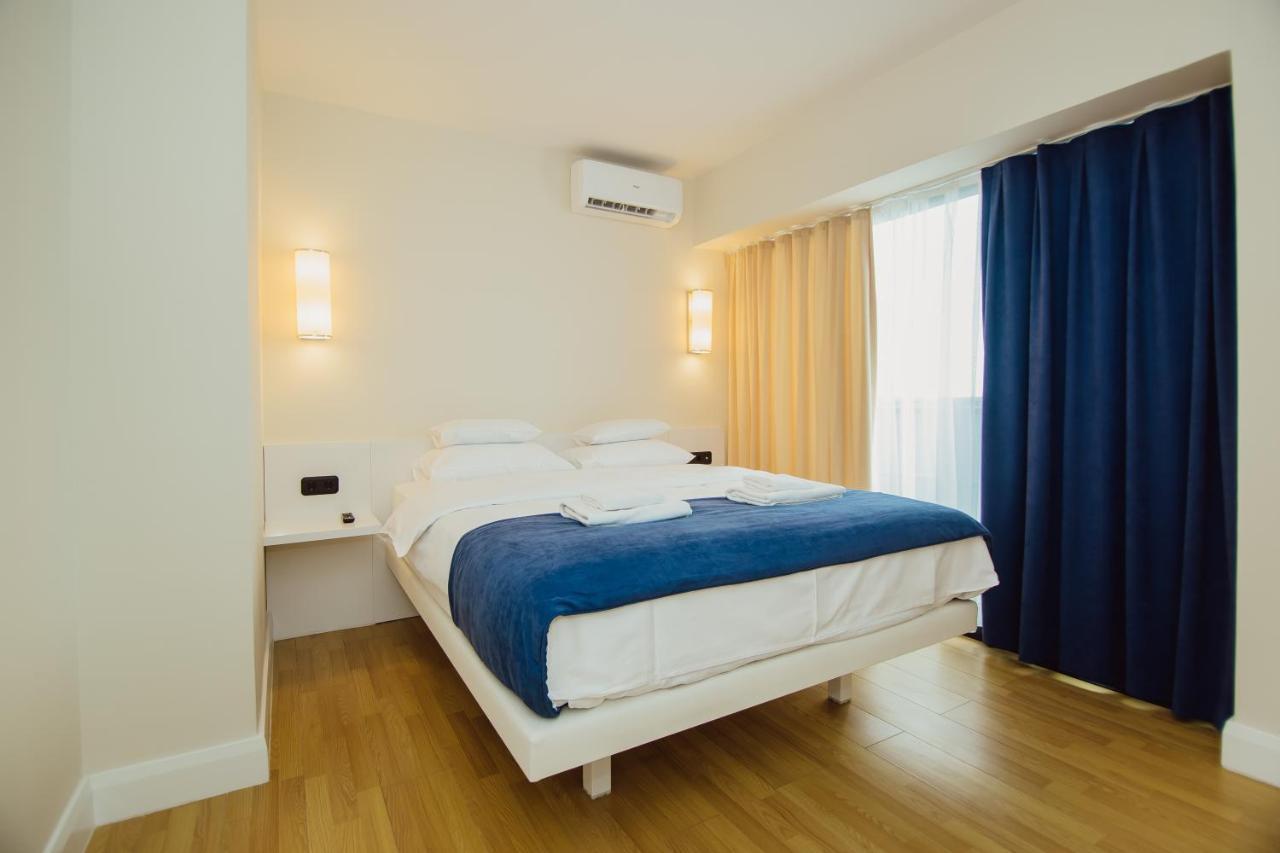 Premium Aparthotel With Sea View Batumi Exteriör bild