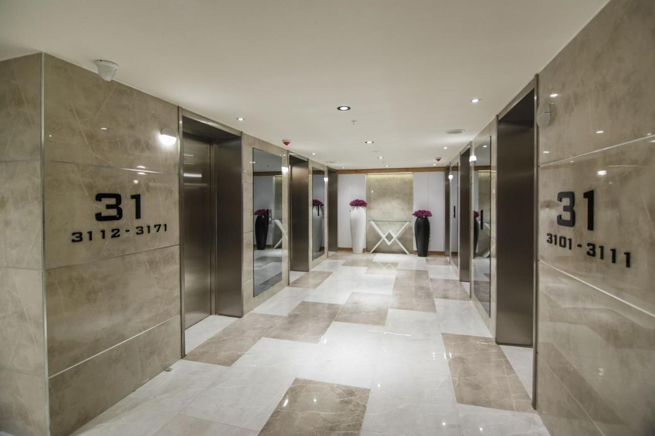 Premium Aparthotel With Sea View Batumi Exteriör bild