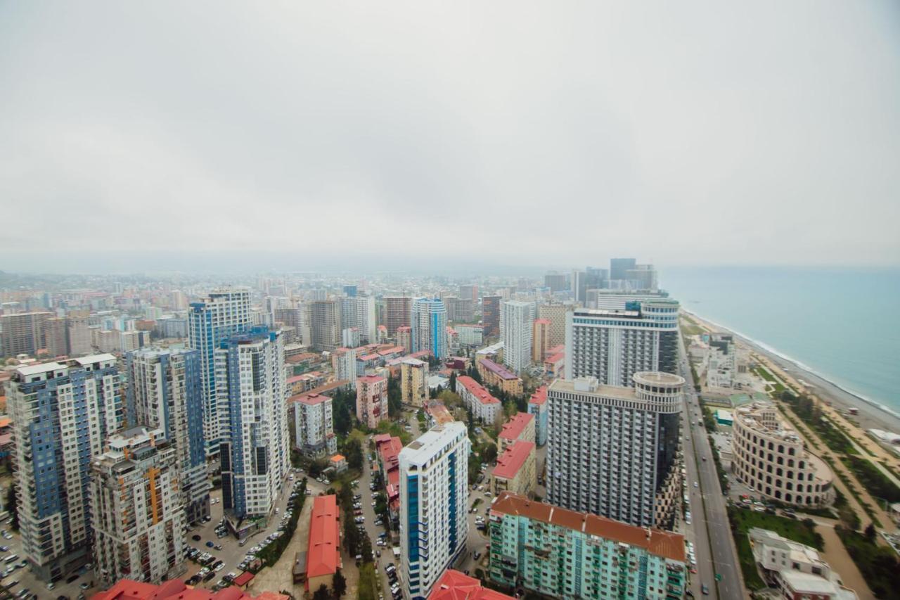 Premium Aparthotel With Sea View Batumi Exteriör bild