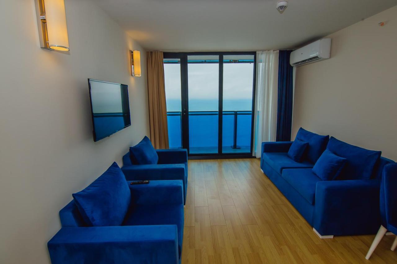Premium Aparthotel With Sea View Batumi Exteriör bild