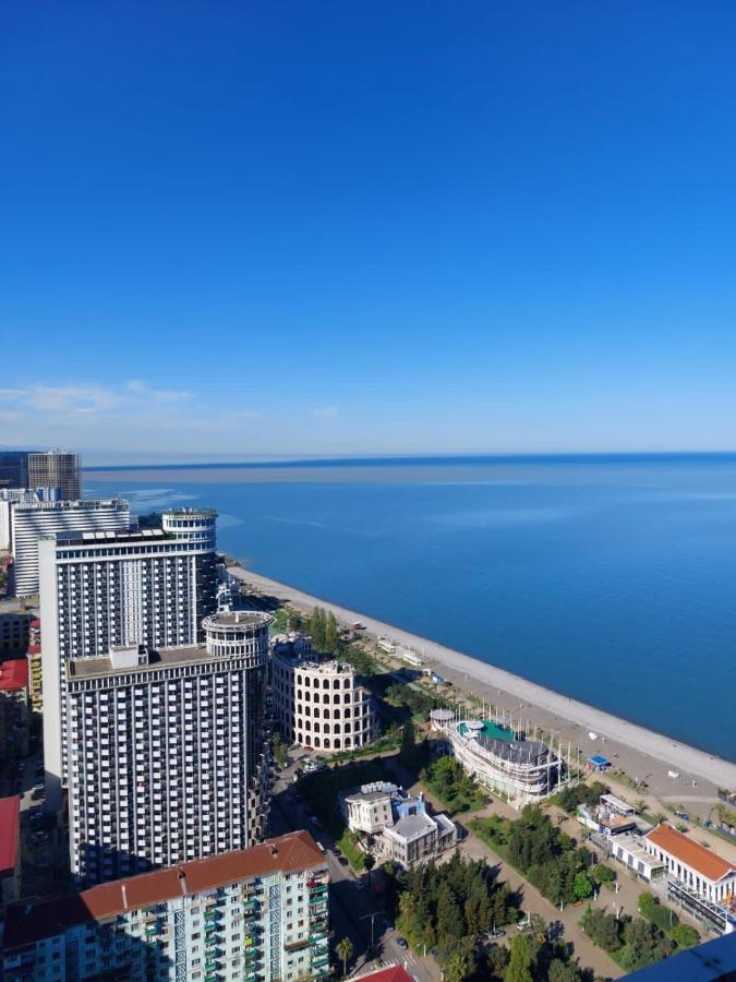 Premium Aparthotel With Sea View Batumi Exteriör bild